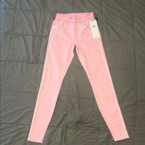 ALO Yoga Heart Throb Leggings | Sweet Pink